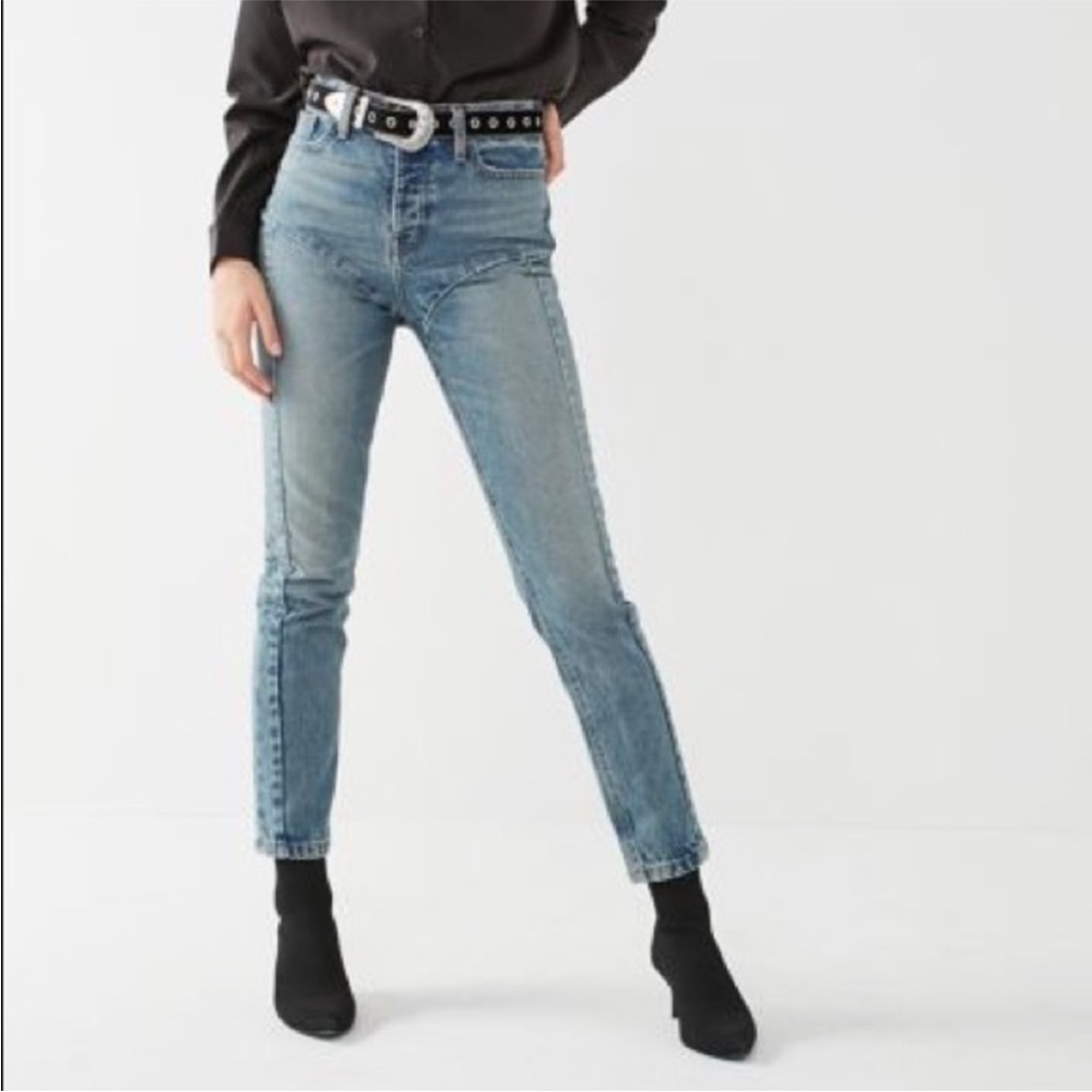 Urban Outfitters BDG Jeans Womens 26 Straight & Narrow High Rise Button Fly